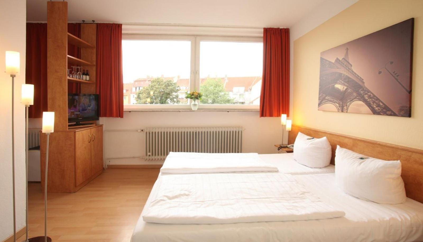 Hotel Novostar Kassel Ngoại thất bức ảnh